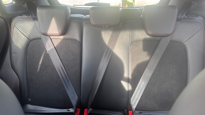 Ford Puma ST 1.0 EcoBoost Hybrid mHEV ST 5dr DCT Petrol Hatchback